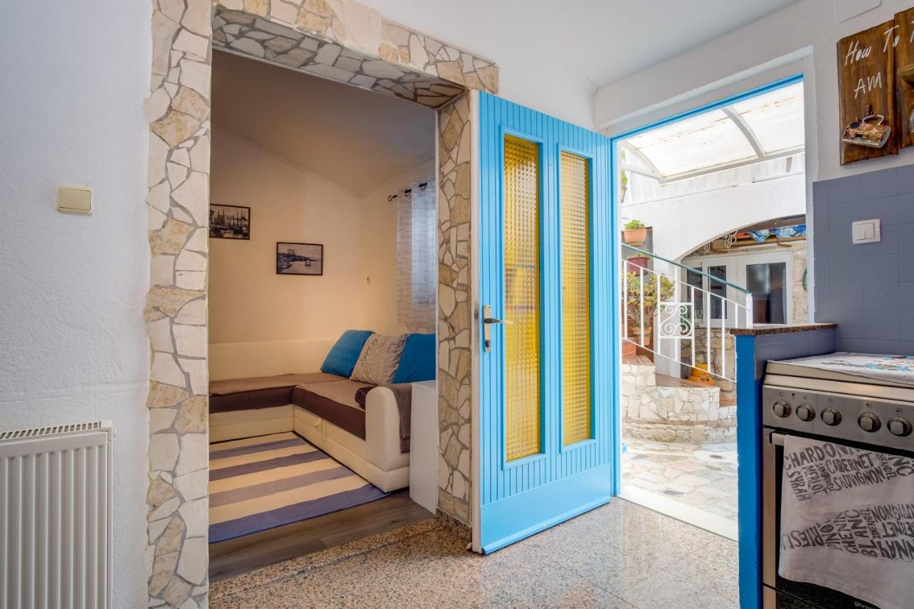 Apartments Kastel Veli Lošinj Exterior foto