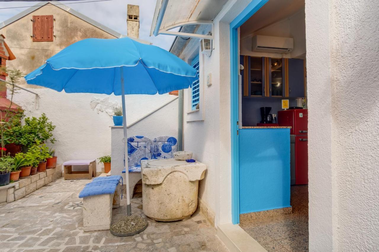 Apartments Kastel Veli Lošinj Exterior foto